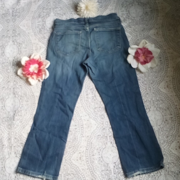 OLD Navy "The Flirt" slim bootcut jeans - Picture 4 of 12